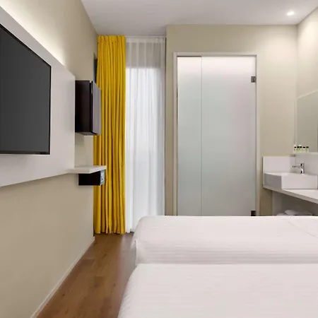 Hotel Wyndham Garden 4*