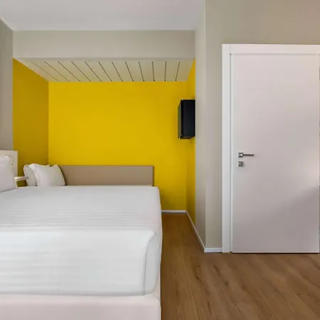 Wyndham Garden 4*