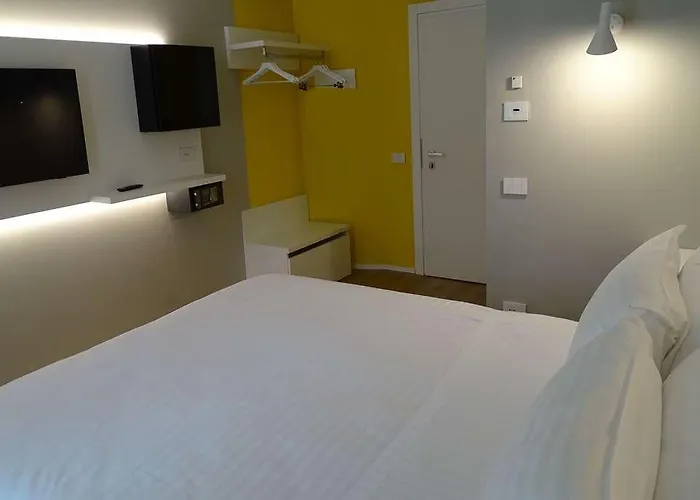 Wyndham Garden Hotel