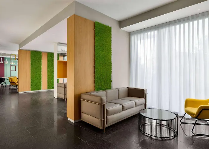 Hotel Wyndham Garden 4*