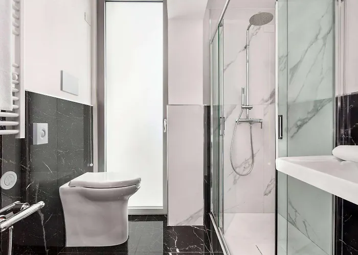 Wyndham Garden Hotel 4*