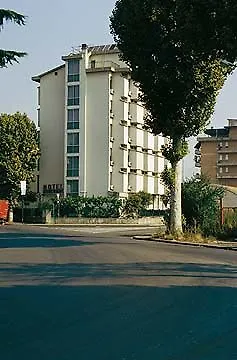 Hotel Wyndham Garden 4*